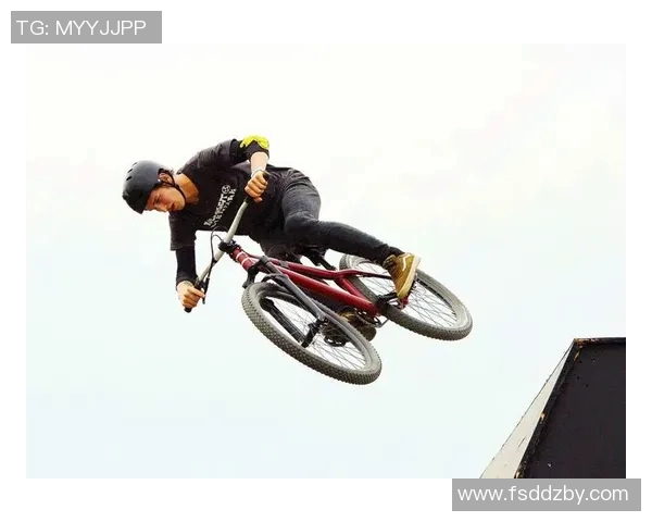 极限运动战术探究成都极限运动队的边路渗透与战术创新分析