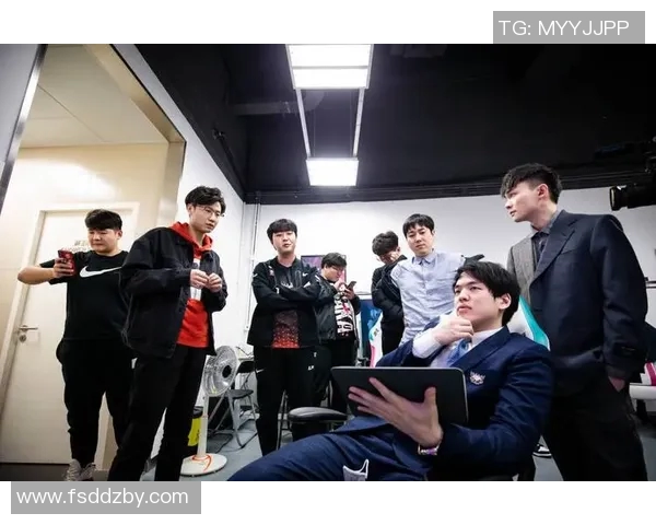 世界大师赛分析：JDG团队意识的卓越表现与战术执行探讨